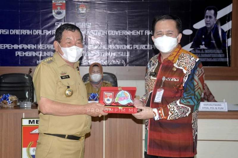 Bupati Mesuji Buka Sosialisasi Inovasi Daerah dan Indek Kepemimpinan