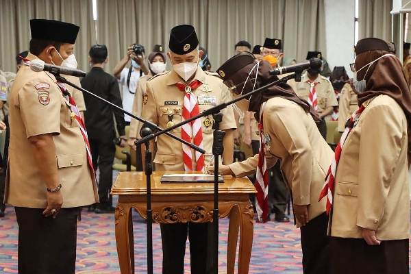 Wagub Nunik Dilantik Sebagai Ketua Kwarda Pramuka Lampung