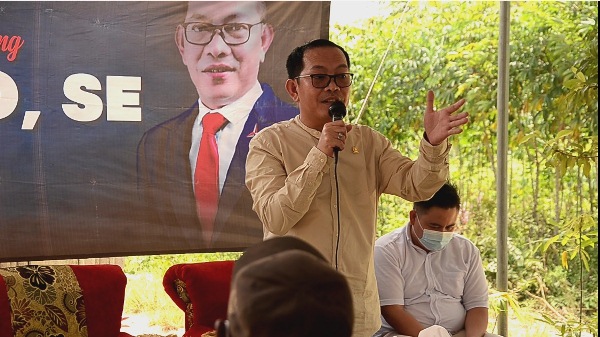 Deni Ribowo Anggota DPRD Fraksi Demokrat Sosialisasikan Perda Nomor 03