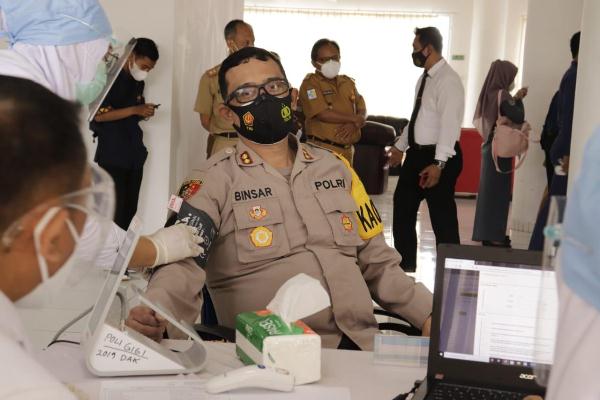 Usai Di Vaksin Kedua Kalinya, Ini Pesan Dan Imbaun Kapolres Way Kanan