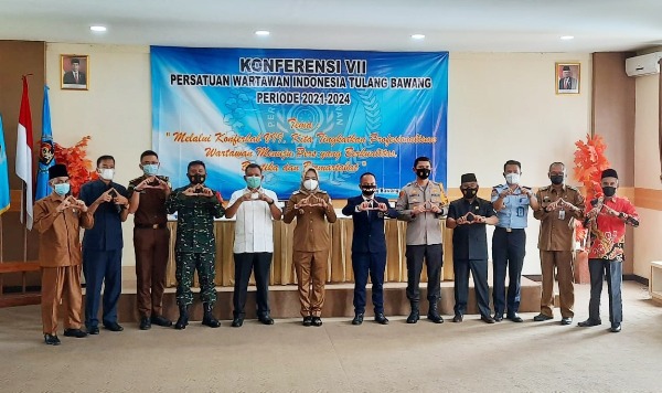 Kapolres Tulang Bawang Apresiasi Konferkab Ke-VII PWI Tuba