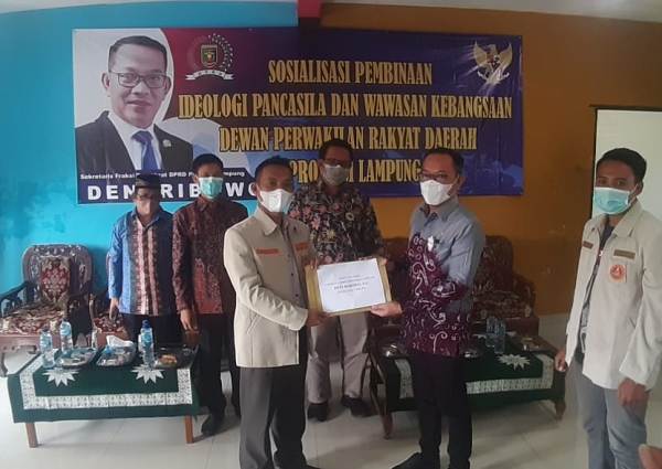 Deni Ribowo Sosialisasi Pembinaan Ideologi Pancasila dan Wawasan Kebangsaan