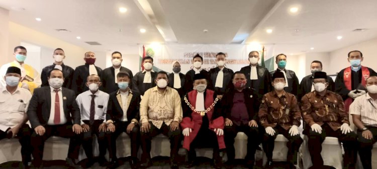 Ketua PTN Lampung Lantik 17 Advokad PAI Baru Ada Alzier Dianis Thabrani dan M. Buchori Muzzami