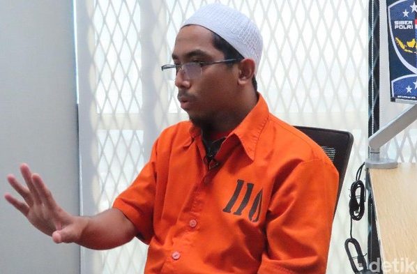 Ustadz Maaher Meninggal di Rutan Mabes Polri