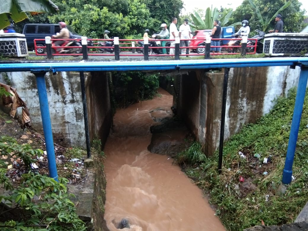 Nisa Hanyut Terseret Arus Anak Sungai Way Balau Langkapura