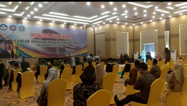 STIPER Dharma Wacana Metro Gelar Wisuda Sarjana 2021