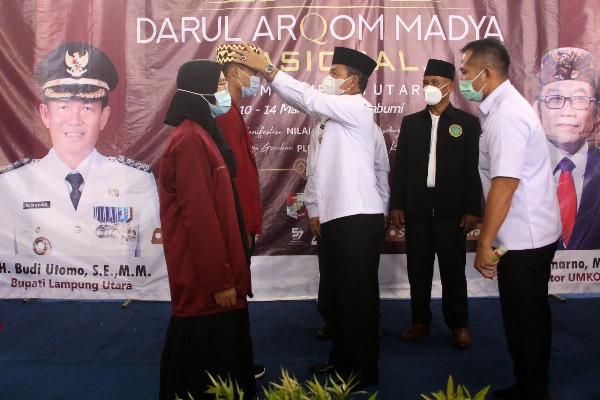 Bupati Lampura: Jangan Berhenti Berpikir dan Bergerak Positif