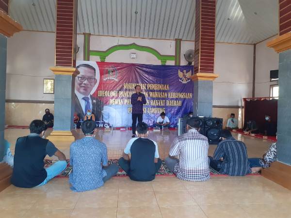 Deni Ribowo Lakukan Sosialisasi Pembinaan Ideologi Pancasila Dan Wawasan Kebangsaan