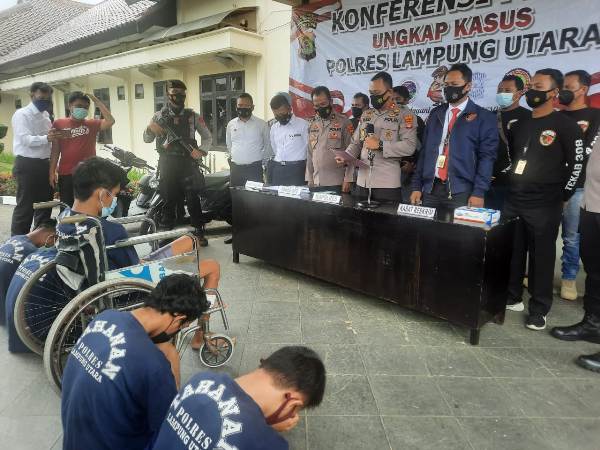 Tekab 308 Polres Lampura Ringkus Komplotan Curanmor Antar Lintas Provinsi, Satu Tersangka Dihadiahi Timah Panas