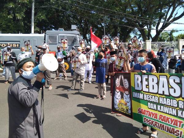 Gerakan Rakyat Anti Diskriminasi Hukum Lakukan Aksi Didepan Kejati Lampung, Ini Poin Tuntutan nya