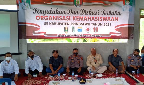 Kesbangpol Pringsewu Gelar Penyuluhan Dan Diskusi Organisasi Kemahasiswaan