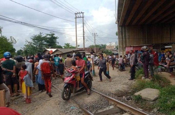 Pulang Ngajar Guru SDN 1 Hajimena Tewas Terseret Kereta Kuala Stabas di Jalur Bawah Playover Natar