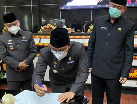 DPRD Kota Metro Tetapkan Tiga Raperda