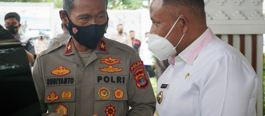 Nanang Sambut Silaturahmi Wakapolda Lampung di Rumah Dinas