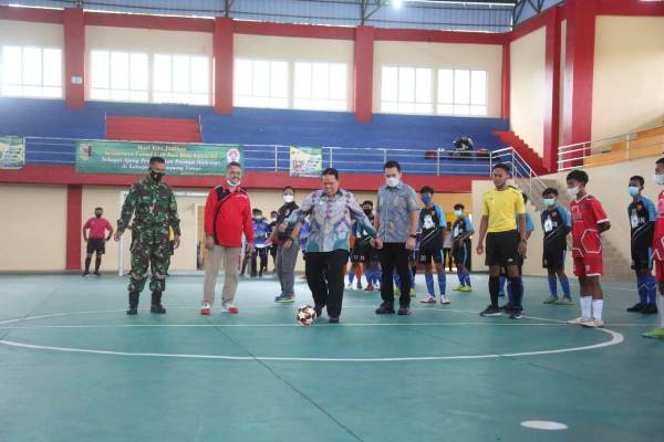 Azwar Hadi Buka Kejuaraan Futsal U-16 dan Bola Voli U-22