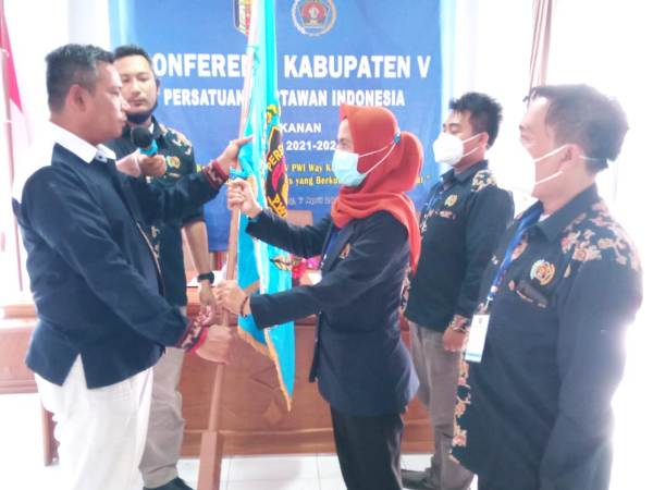 Novita Sari Kembali Terpilih Sebagai Ketua PWI Kabupaten Way Kanan