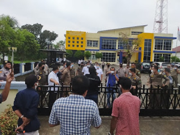 Diduga Oknum Kabid PUPR Musi Banyuasin Janjikan Proyek Kepada Kontraktor dan Minta Fee