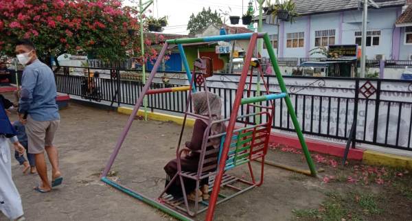 Pengelolaan Taman Kota Di Kabupaten Tanggamus Diduga Tak Sesuai Dengan Anggaran