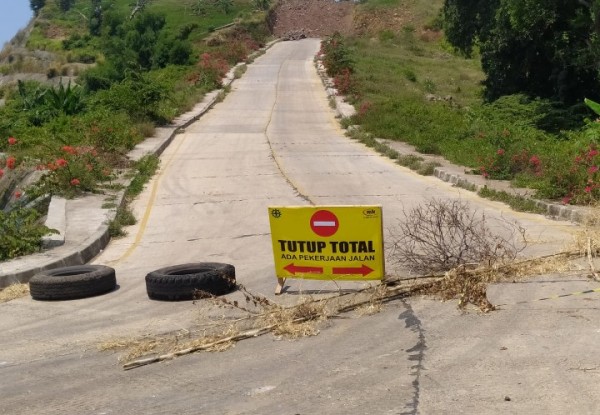 Pembangunan Jalan PT. Indo Raya Tenaga Dinilai Pemborosan