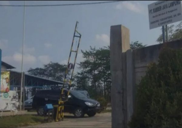 Krimsus Polda Lampung Selidiki Kasus Pencemaran Limbah Pabrik PT Ruber Jaya Lampung