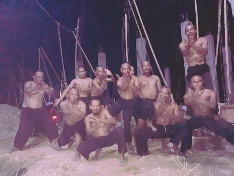 Wujud Pengabdian Untuk Masyarakat, PSHT Sub SR Ranting Gemolong Kerjabakti Bangun Masjid Sapu Jagad