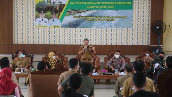 Dawam Rahardjo Pimpin Rapat Percepatan Pembangunan Pariwisata Lampung Timur