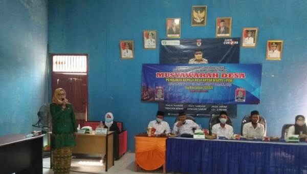 Surtinah Terpilih Sebagai Kepala Desa Sungai Badak