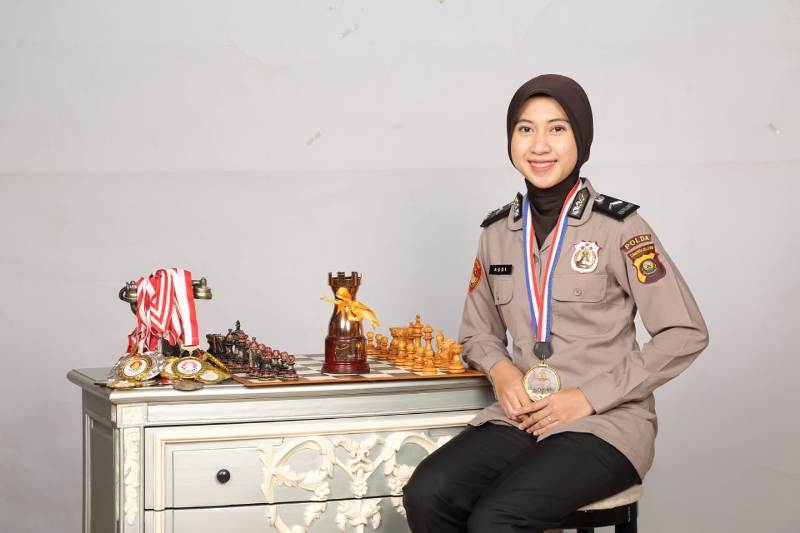 Audiali, Polwan Cantik Dengan Segudang Prestasi Cabor Catur