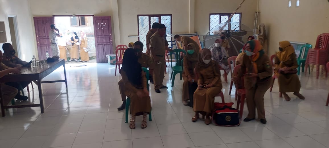 Berikut Harapan Para Tenaga Pendidik di Kecamatan Limau Tanggamus Pasca Lakukan Suntik Vaksin Covid-19