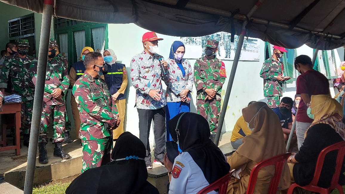 Serbuan Vaksinasi Nasional, Parosil: Vaksin Halal dan Sehat