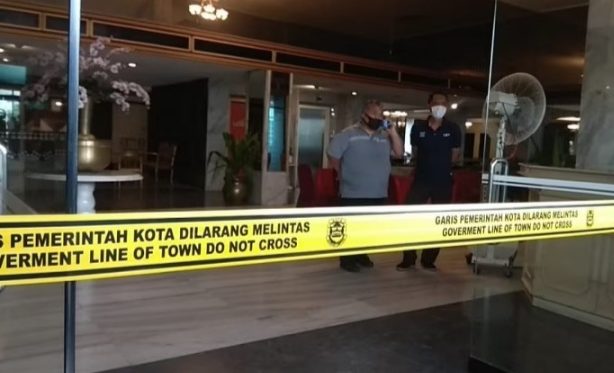Berburu Pajak di Masa Pandemi Walikota Kembali Segel Dua Hotel Tertua Hingga RM Pecel Lele, Pengusaha Mulai Resah