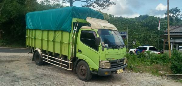 Satu Unit Truk Sebabkan Listrik Di Wilayah Gisting Padam Dan Trafo Listrik Rusak Parah