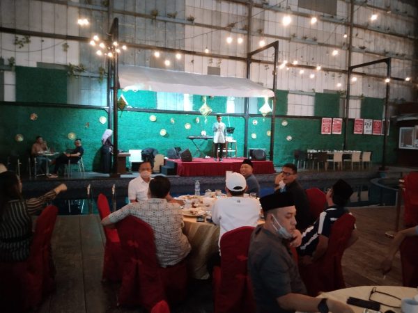 Ketua Komisi V DPRD Lampung Buka Puasa Bersama Bravo 5