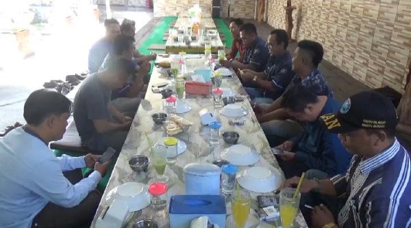 DPC AJOI Tanggamus Silaturahmi Dengan Lembaga Profesi Pers