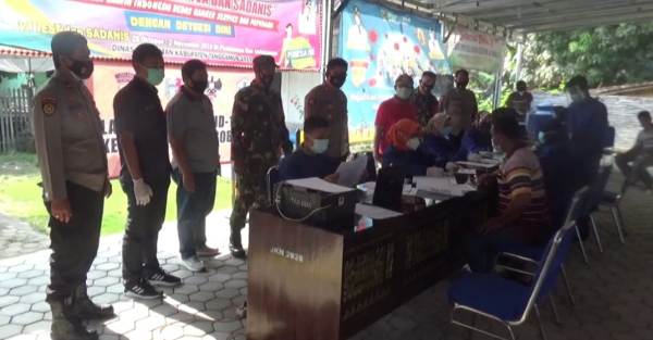 Warga Wonosobo Dan Bandar Negeri Semuong Antusias Ikuti Vaksinasi Massal