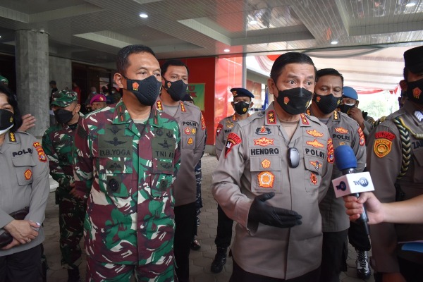 Danrem 043/Gatam Hadiri Pembukaan Serbuan Vaksinasi Covid 19 Nasional TNI-POLRI dalam rangka Hari Bhayangkara Ke-75