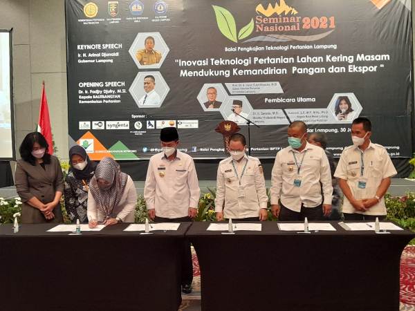 Bupati Tanggamus Ikuti Seminar dan Tandatangani MoU dengan Bapelitbang Kementerian Pertanian RI