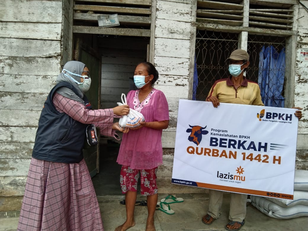 Badan Pengelola Keuangan Haji Salurkan Qurban ke Desa Srigading Lampung Timur