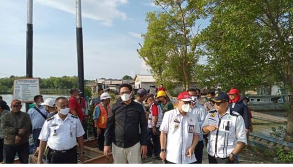 Pemkab Tulang Bawang Renovasi Jembatan Gantung Sungai Burung