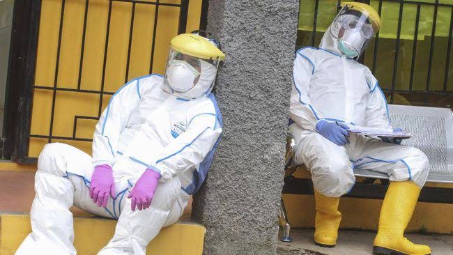 Ditengah Lonjakan Kasus Covid-19, Banyak Tenaga Kesehatan Mengundurkan Diri, Beban Kerja Berat dan Insentif Tertahan