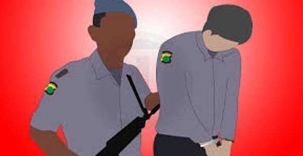 Resmob Poltabes Palembang Tangkap Oknum Anggota Propam Bawa Narkoba