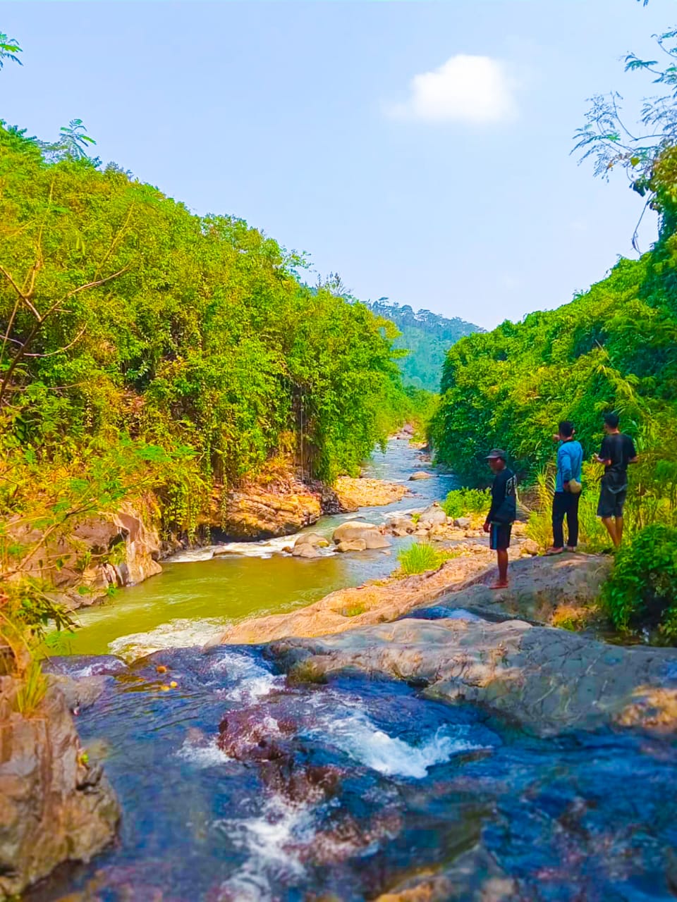 Air Panas Napal Gilih, Destinasi Wisata Alam Tersembunyi dan Masih Alami di Kabupaten Tanggamus