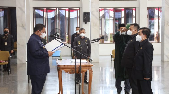 Lukman Pura Jabat Direktur RSUD Abdoel Moeloek, Crisna Putra sebagai Widyaiswara Utama