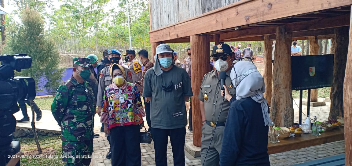 Kasrem 043/Gatam Bersama Gubernur Lampung Tinjau Alat Thermal Therapy Covid-19 di Kabupaten Tubaba
