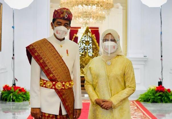 HUT ke-76 Kemerdekaan RI, Presiden Gunakan Pakaian Adat Lampung