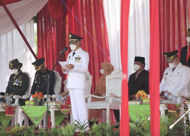 Pemkab Pringsewu Gelar Upacara HUT ke-76 RI dan  Ikuti Upacara Virtual di Istana Negara