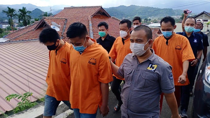 Oknum Jaksa Rengga, Panitera dan PNS Pengadilan yang Terlibat Narkoba Hanya Divonis Tujuh Bulan