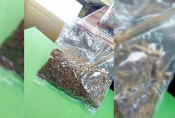 Beli COD Tembakau Gorilla Oknum Satpam Pasar Metro Terjaring Rajia Sabara