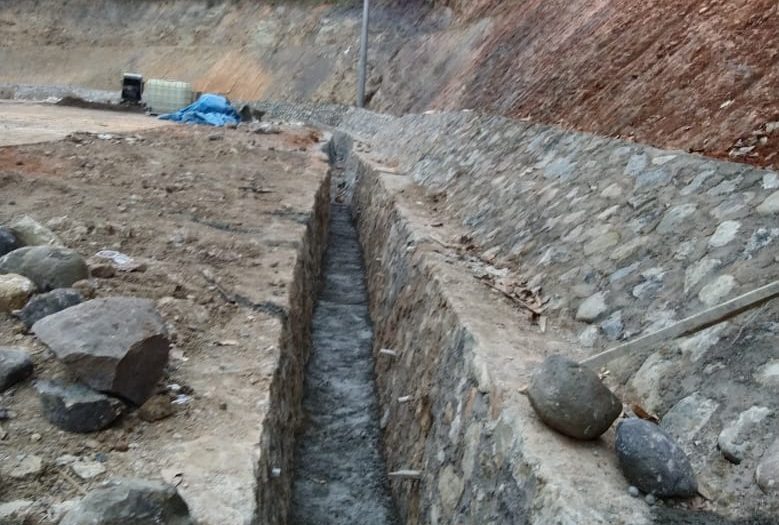 Pengerjaan Proyek Rigid Beton Rp3 Miliar di Ruas Lengkukai-Sidoharjo Kelumbayan Barat Diduga Asal Jadi