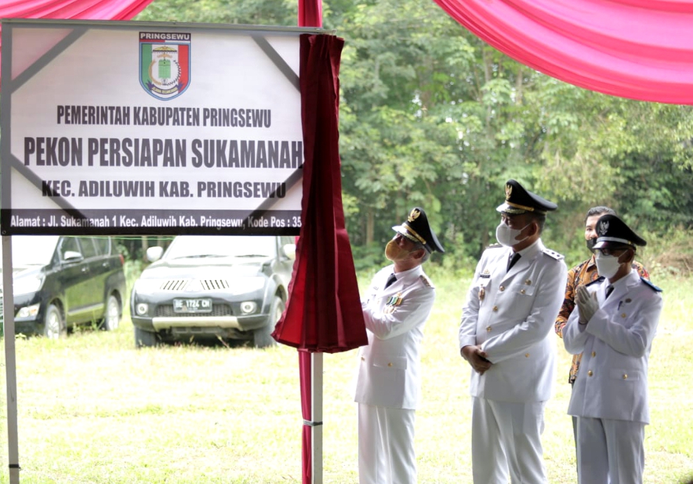 Bupati Pringsewu Resmikan 2 Pekon Persiapan